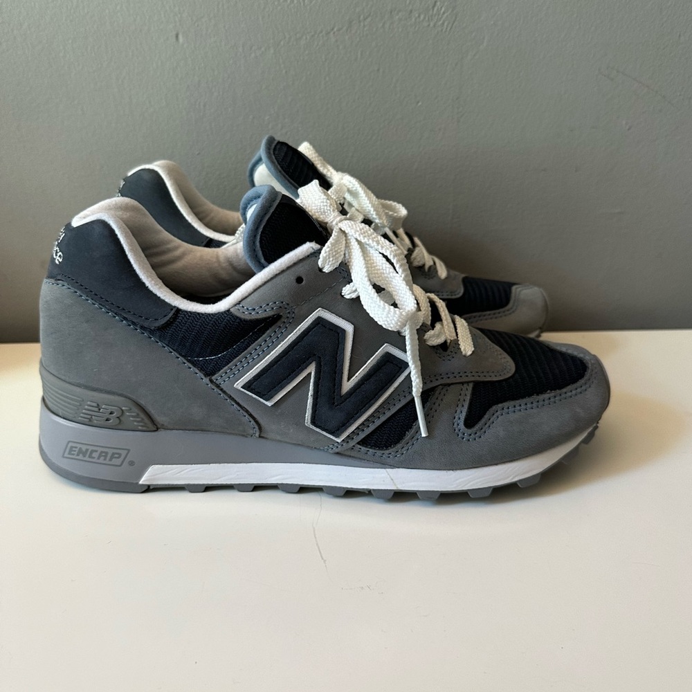 New Balance sneakers men’s size 7 2015